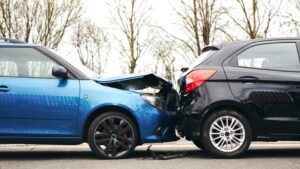 Should You Accept the Insurance Company's First Settlement Offer After An Auto Accident?