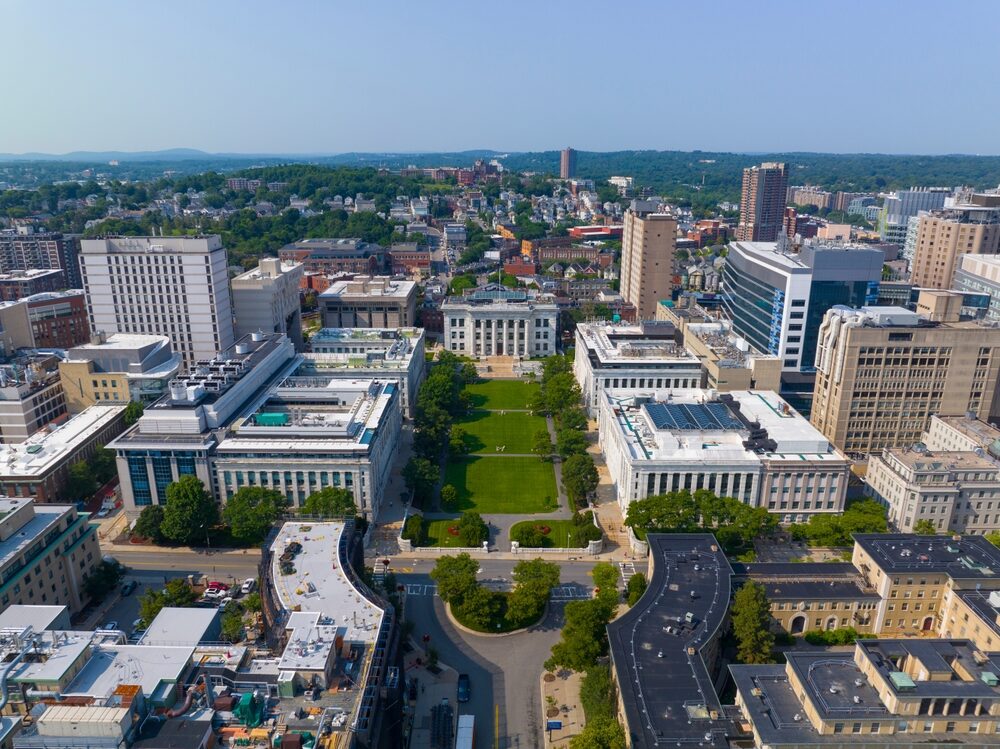 Bryan Lentz Co-Counsels $53 Million Class Action Settlement with Harvard Medical School